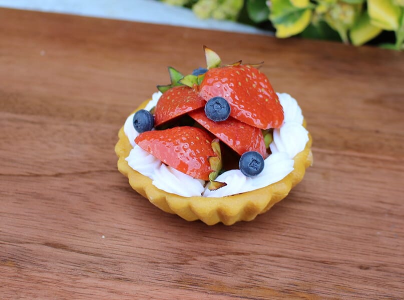 Fake Mini Strawberry Fruit Tart