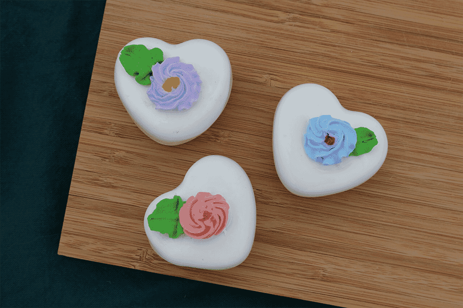 Fake Vanilla Heart Petit Fours (Set of 3)