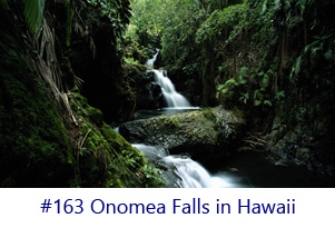 Onomea Falls in Hawaii Screen Image